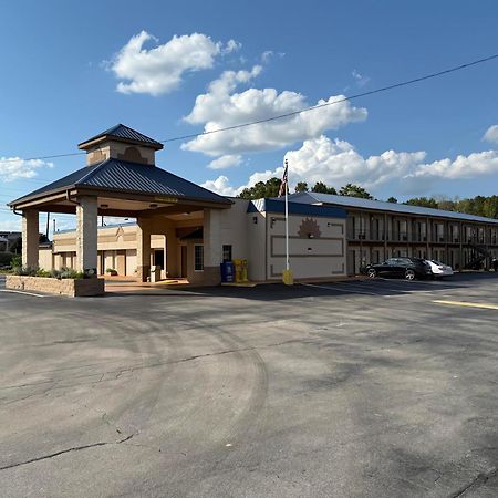 Days Inn By Wyndham Cookeville Bagian luar foto