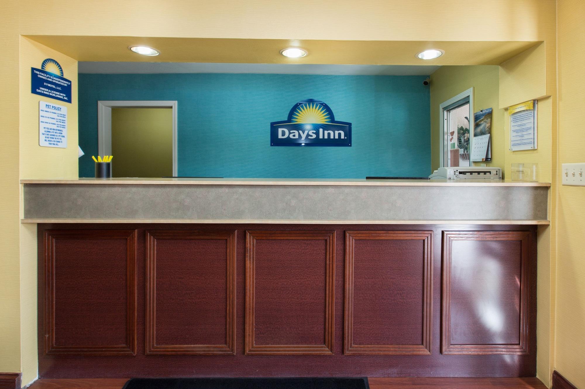 Days Inn By Wyndham Cookeville Bagian luar foto