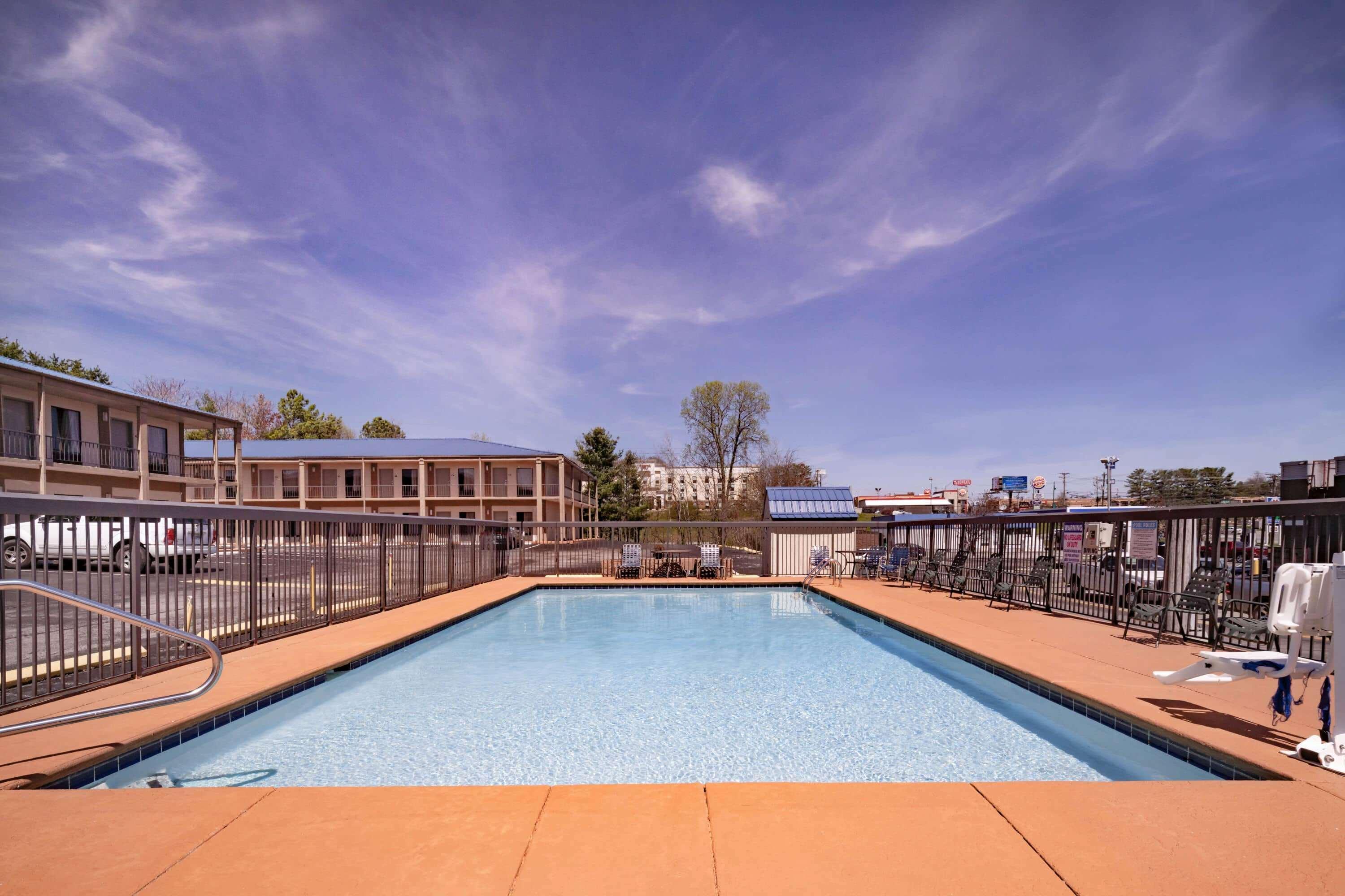Days Inn By Wyndham Cookeville Bagian luar foto