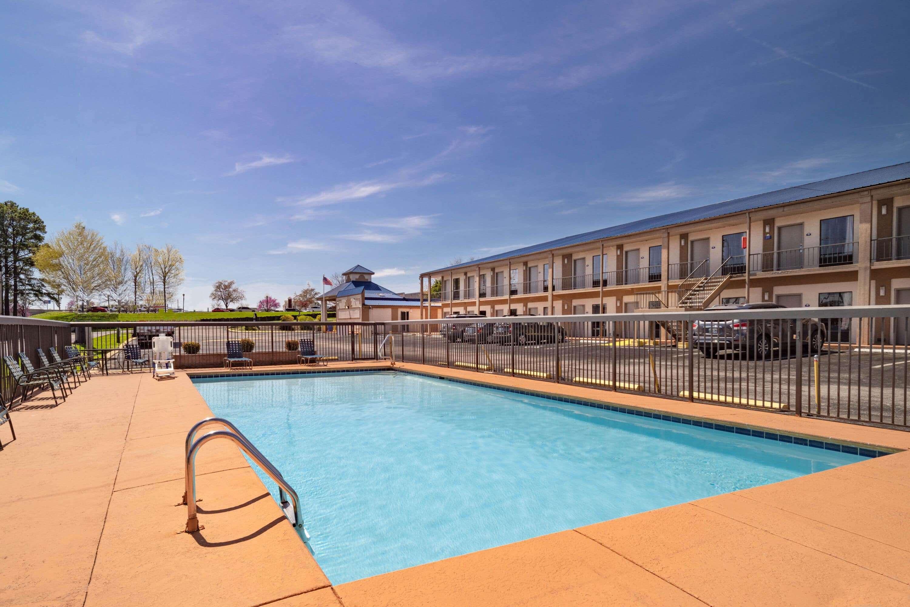Days Inn By Wyndham Cookeville Bagian luar foto