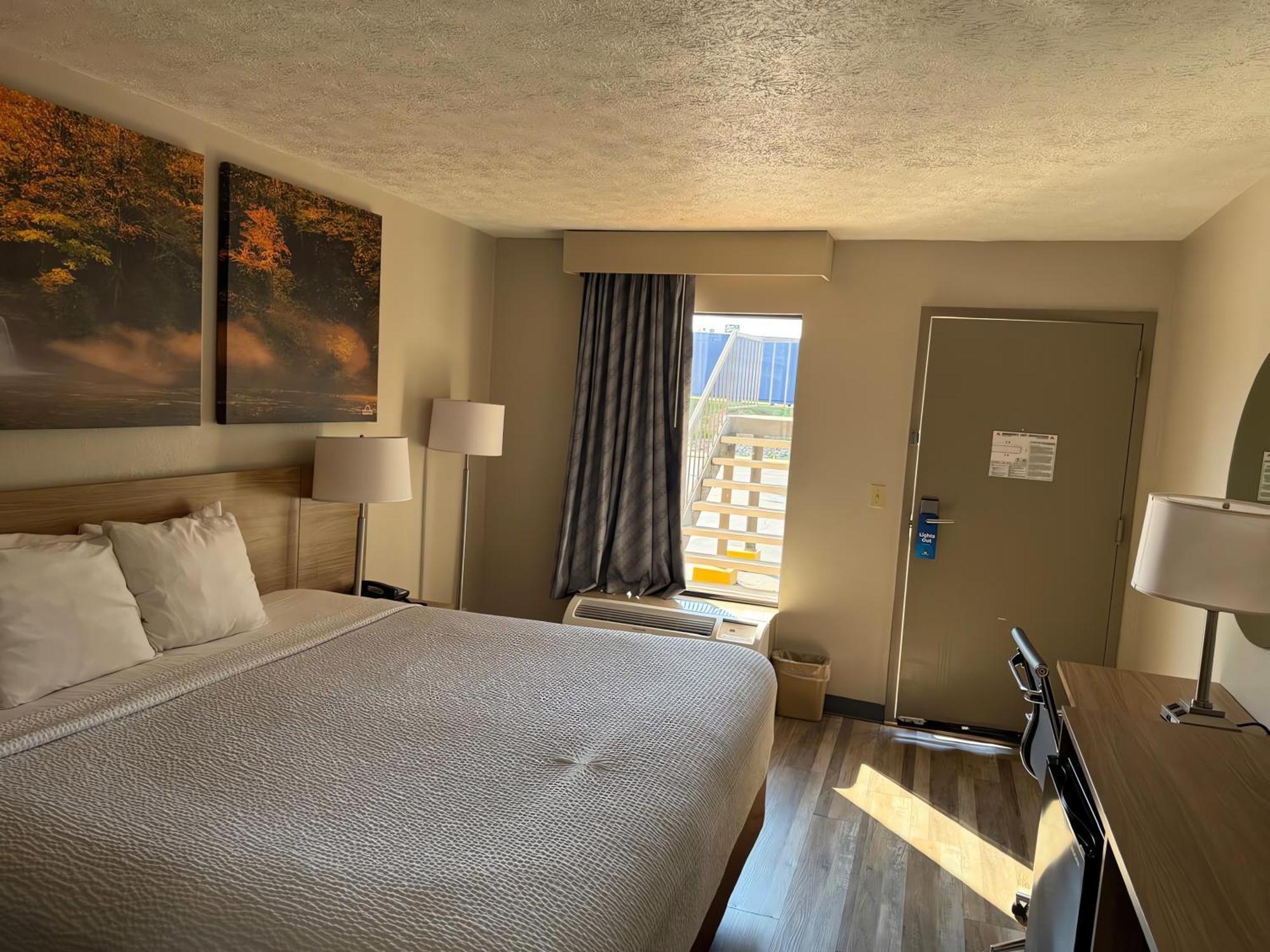 Days Inn By Wyndham Cookeville Bagian luar foto