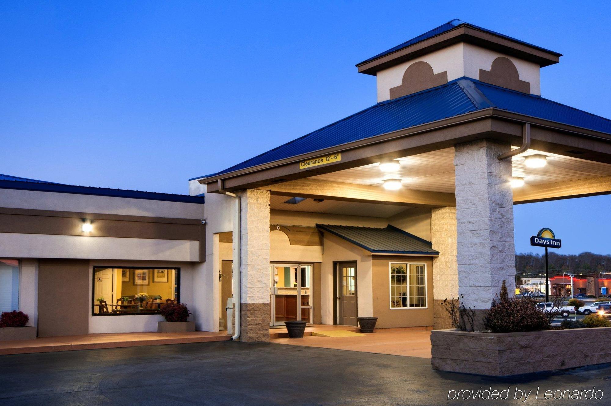 Days Inn By Wyndham Cookeville Bagian luar foto