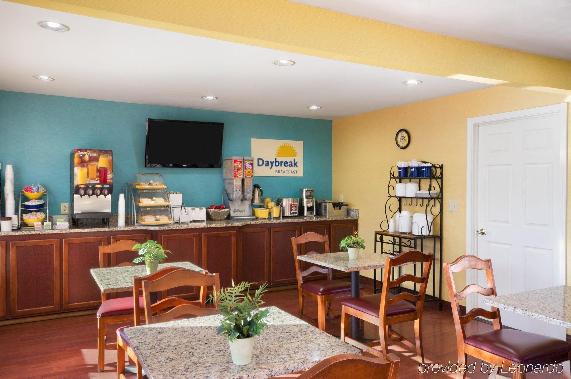 Days Inn By Wyndham Cookeville Bagian luar foto