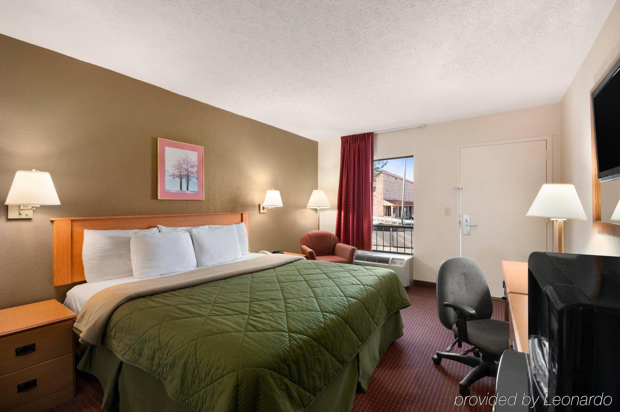 Days Inn By Wyndham Cookeville Bagian luar foto